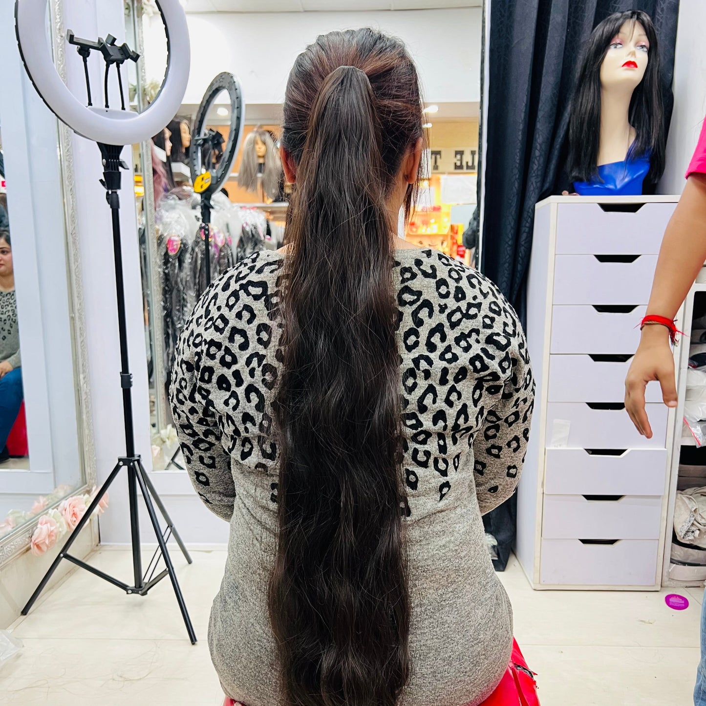Kakra Hair Extensions for Instant Glamour