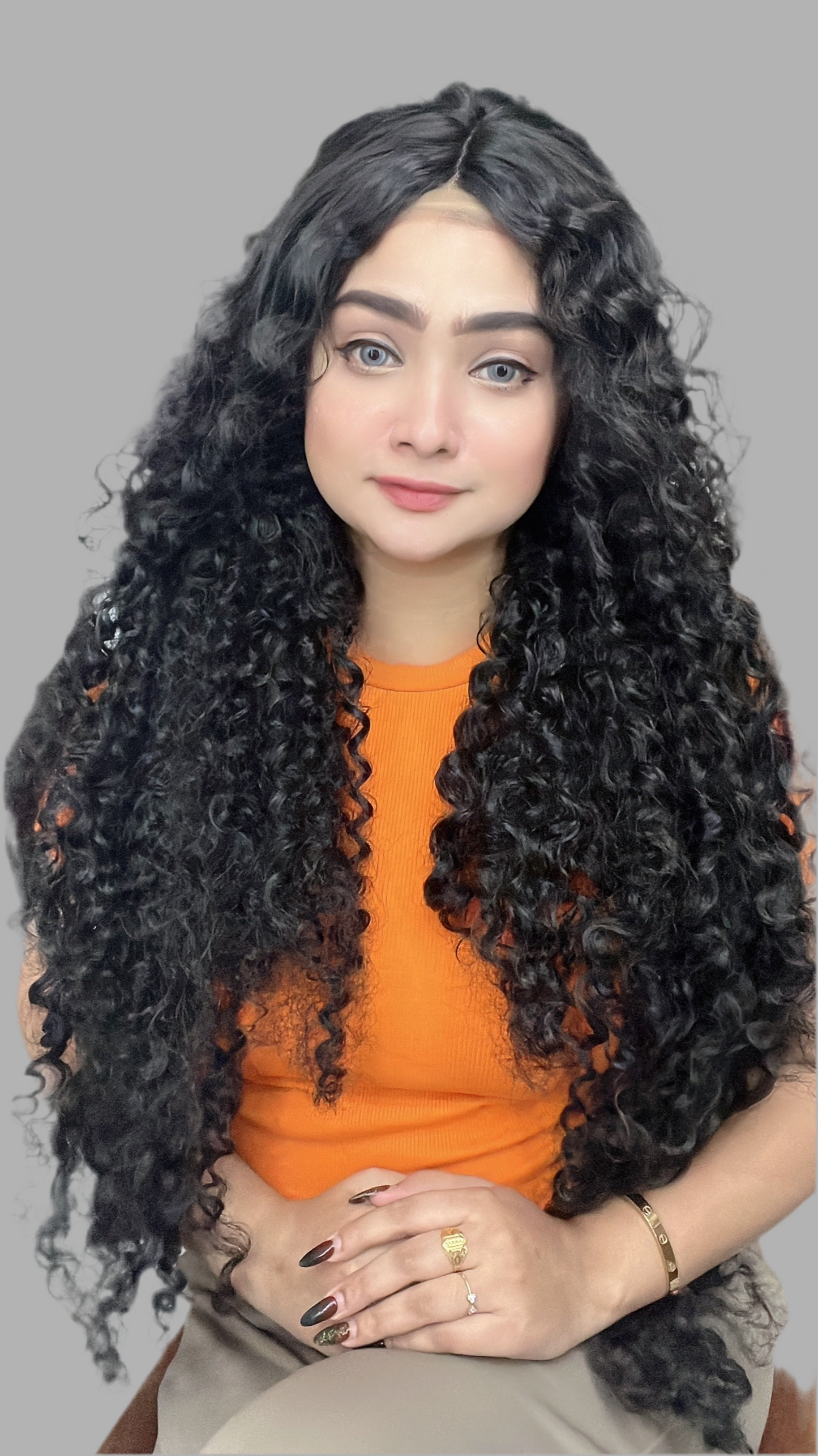 Curly lace wig